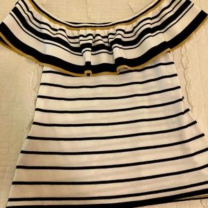 (3 for $25)Lilly Pulitzer sweater